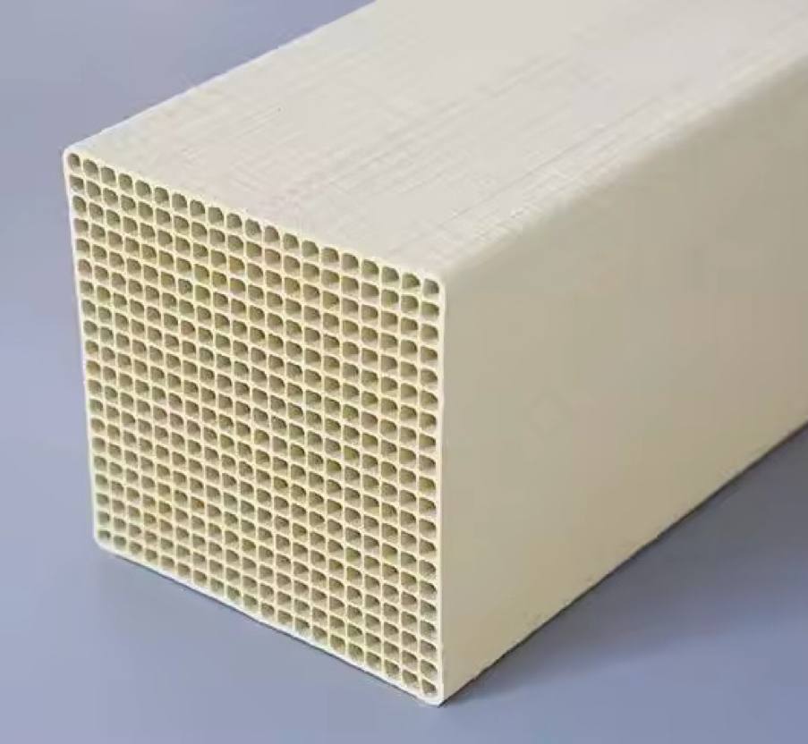 蜂窝式催化剂制造过程：精细工艺与严格品控的结合